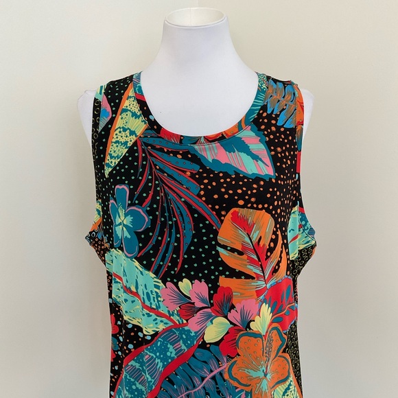NWT Vince Camuto Multicolor Tropical Patterned Sleeveless Tunic Top - Picture 2 of 9